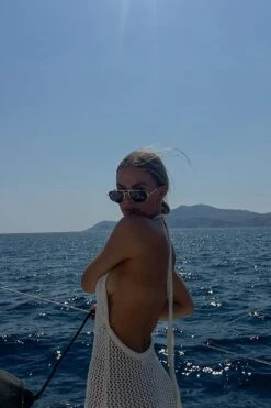 Crochet Maxi Dress -Na-Kd 1730 000040 0001 03 social