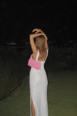 Open Back Sequin Dress -Na-Kd 1778 000007 0001 01 editorial