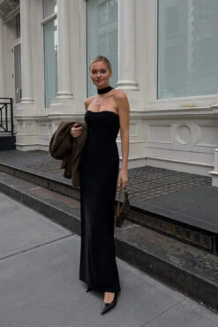 Bandeau Detailed Dress -Na-Kd bandeau detailed dress 1720 000105 0002 edit