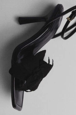 Big Blossom Detail Heels -Na-Kd big blossom detail heels 1055 001383 0002 0341