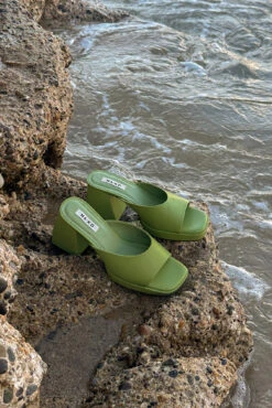 Block Platform Heels -Na-Kd block platform heels 1727 000153 0010 3 social