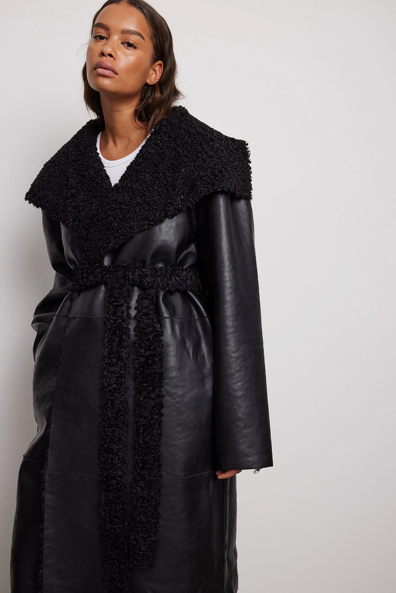 Bonded Faux Fur Detailed Pu Coat 9 Bonded Faux Fur Detailed Pu Coat - Image 7