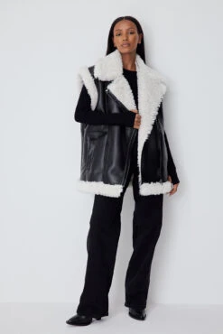 Bonded Pu Vest 9 Bonded Pu Vest -Na-Kd bonded pu vest 1100 006682 00027262 01c