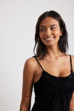 Burn Out Velvet Midi Dress -Na-Kd burn out velvet midi dress 1017 002045 0002 04