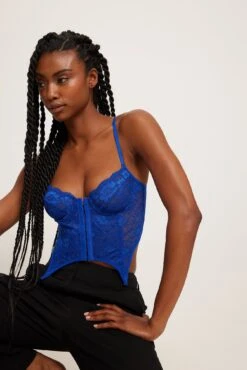 Butterfly Shape Lace Corset -Na-Kd butterfly shape lace corset 1013 001202 0003 7282