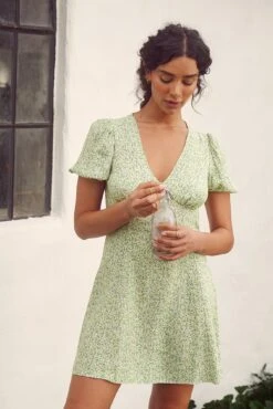 V-Neck Mini Dress -Na-Kd cottage core 1100 004966 9534 01s