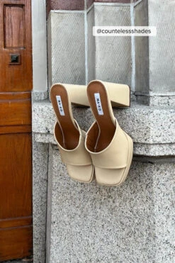 Low Platform Mules -Na-Kd countlessshades 1055 001379 9673 social