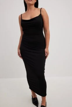 Cowl Neck Maxi Dress -Na-Kd cowl neck maxi dress 1017 001905 0002 0325
