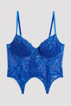 Cup Lace Corset 15 Cup Lace Corset -Na-Kd cup lace corset 1737 000025 0003 flatlay