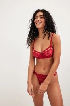 Cut Out Detailed Cup Bra -Na-Kd cut out detailed cup bra 1013 001253 0004 3728 copy