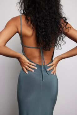 Deep Back Maxi Dress -Na-Kd deep back maxi dress 1723 000067 779921628