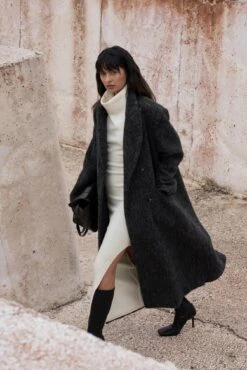 Double Breasted Wool Blend Coat -Na-Kd double breasted wool blend coat 1100 006796 0008 editorial3