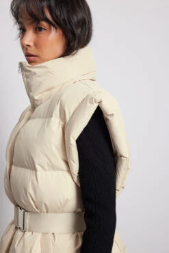 Down Blend Padded Belted Vest -Na-Kd down blend padded belted vest 1660 001035 0005 11391