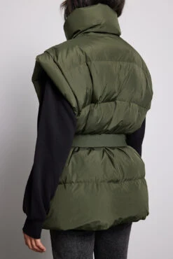 Down Blend Padded Belted Vest -Na-Kd down blend padded belted vest 1660 001035 0086 11628