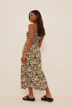 NA-KD Drawstring Tie Chest Smock Midi Dress -Na-Kd drawstring tie chest smock midi dress 1100 006161 92470337