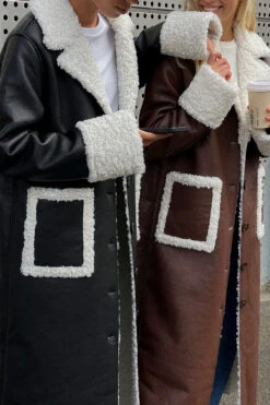 Pu Coat With Teddy Details -Na-Kd editorial 1736 000420 0002 03