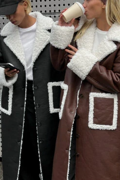 Pu Coat With Teddy Details -Na-Kd editorial 1736 000420 1334 03