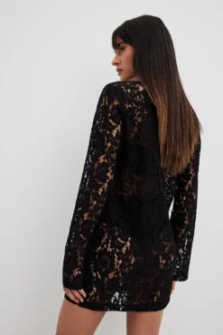 Embroidered Mini Dress -Na-Kd embroidered mini dress 1708 000111 00028256