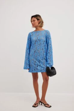 Embroidered Mini Dress -Na-Kd embroidered mini dress 1708 000111 5331 r 01c