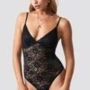 Floral Lace Thong Bodysuit -Na-Kd episode floral lace thong bodysuit 1013 000319 0002 03a