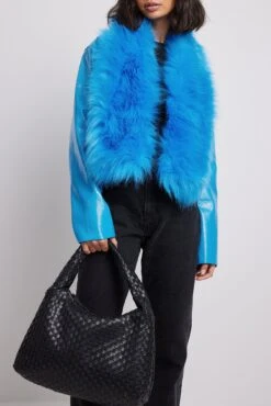 Faux Fur Collar Cropped Jacket -Na-Kd faux fur collar cropped jacket 1018 009641 00030493