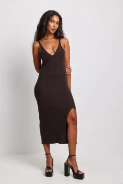 NA-KD Fine Knitted Waist Detail Midi Dress -Na-Kd fine knitted waist detail midi dress 1100 006695 00178260 copy