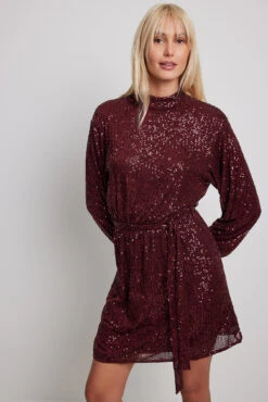 Flowy Belted Sequin Dress -Na-Kd flowy belted sequin dress 1017 002000 02870820