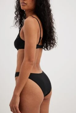 High Cut Bikini Brief -Na-Kd high cut bikini brief 1000 101121 0002 00 007452 000214251 1