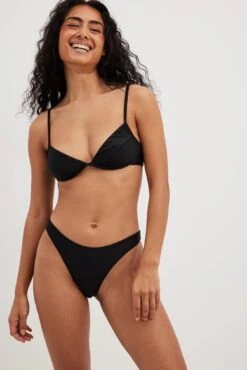 High Cut Bikini Brief -Na-Kd high cut bikini brief 1000 101121 0002 14218 1