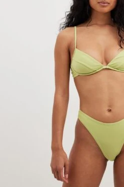 High Cut Bikini Brief -Na-Kd high cut bikini brief 1000 101121 081913815 1