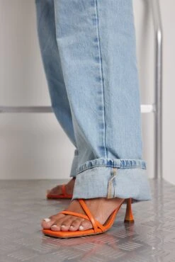 Hourglass Heels -Na-Kd hourglass heels 1055 000958 02612042