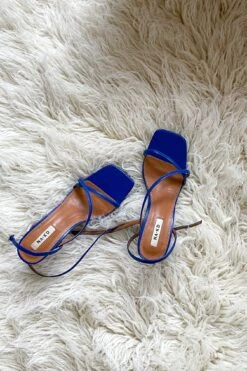 Hourglass Heels -Na-Kd hourglass heels 1055 000958 0003 01e