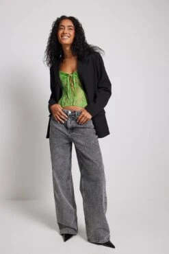 Lace Up Front Corset -Na-Kd lace up front corset 1013 001183 00101992 01c