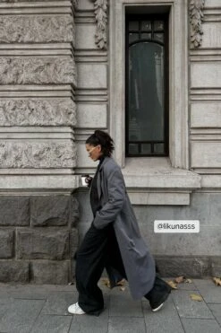 Oversized Trenchcoat