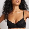 Low Cut Lace Bra -Na-Kd low cut lace bra 1013 001235 0002 04