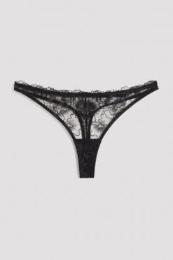 Low Waisted V-shaped Thong -Na-Kd low waisted v shaped thong 1737 000029 0002 flatlay