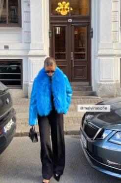 Faux Fur Collar Cropped Jacket