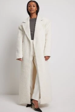 Marked Shoulder Coat 17 Marked Shoulder Coat -Na-Kd marked shoulder coat 1774 000034 2176 01c