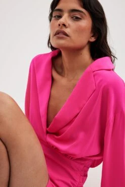 Marked Waist Deep Front Dress -Na-Kd marked waist deep front dress 1708 000121 0799 r 3