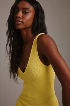 Marked Waist Knitted Mini Dress -Na-Kd marked waist knitted mini dress 1761 000045 00244800