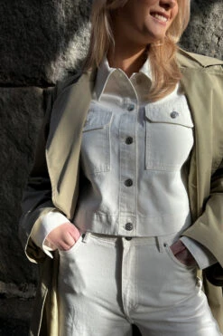 Front Pocket Denim Jacket 17 Front Pocket Denim Jacket -Na-Kd na kd front pocket denim jacket 1018 009336 02600054