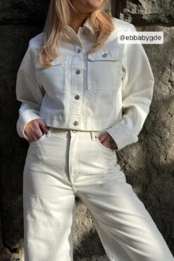 Front Pocket Denim Jacket 14 Front Pocket Denim Jacket -Na-Kd na kd front pocket denim jacket 1018 009336 02600055