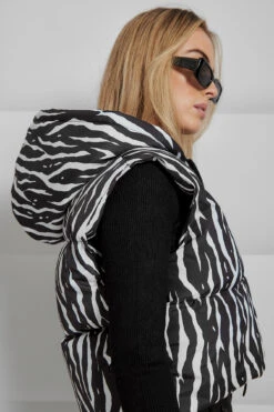 NA-KD Short Padded Vest -Na-Kd nakd 1100 005946 0142 06e