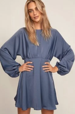 Balloon Sleeve Flowy Mini Dress 9 Balloon Sleeve Flowy Mini Dress -Na-Kd nakd ballon sleeve flowy mini dress 1014 001315 0617 02a