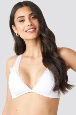 Basic Lace Micro Bralette -Na-Kd nakd basic lace micro bralette white 1013 000392 0001 03a