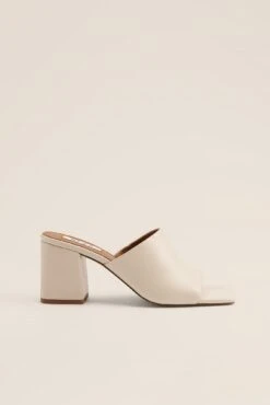 Basic Leather Mules -Na-Kd nakd basic leather mules 1055 001213 0140 01