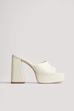 Chunky Plateau Mules