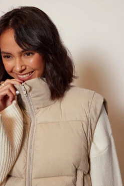 NA-KD Cropped Padded Vest -Na-Kd nakd cropped padded vest 1100 006043 0005 4799