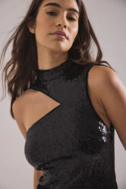 Cut Out Sequin Maxi Dress -Na-Kd nakd cut out sequin maxi dress 1723 000072 0002 48039