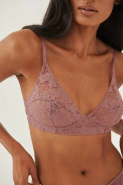 Cute Wireless Cup Shape Lace Bralette -Na-Kd nakd cute wireless cup shape lace bralette 1013 001041 0176 01a 1